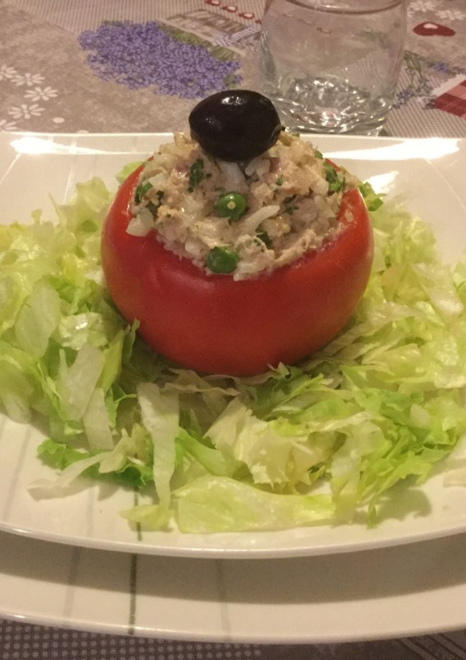 Una foto de Tomate relleno