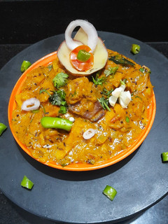 રાજસ્થાની આલુ સબ્જી.(Rajashthani aalu sabji recipe in Gujarati.) રેસીપી મુખ્ય ફોટો