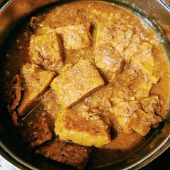 A picture of Besan Chilla Curry.