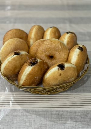 A picture of Fluffy doughnuts.