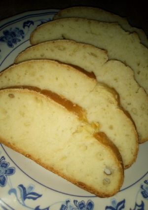 Una foto de Pan casero con levadura
