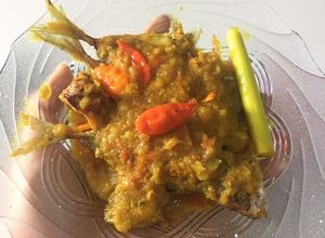 Foto resep Ikan selar bumbu kuning