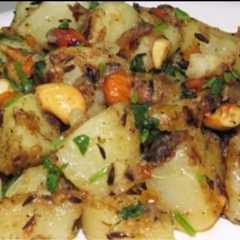 नवरात्रि के फलाहारी आलू (navratri ke falahari aloo recipe in Hindi)-レシピのメイン写真
