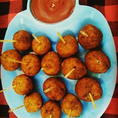 A picture of Potato pops.