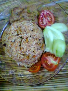 Foto resep Nasi goreng komplit