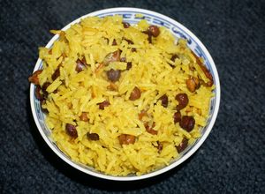 Una foto de ARROZ BASMATI CON GARBANZOS NEGROS CHANA. JON STYLE