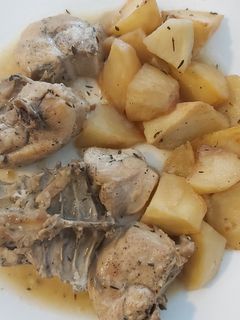 Una foto de Pollo al ajillo!!