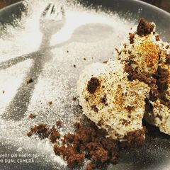 A picture of Tiramisu icecream.