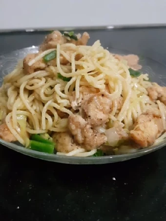Easy Steps to Make Chicken chow mein the So Delicious Really delicious