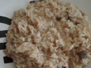 Una foto de risotto de setas