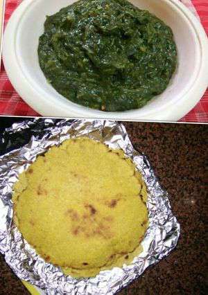 A picture of Makki ki roti / sarso ka saag.