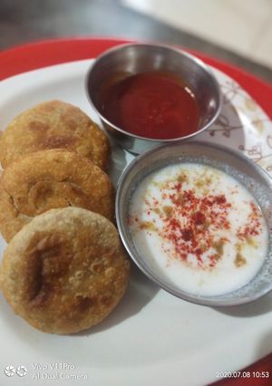 A picture of Kachori.