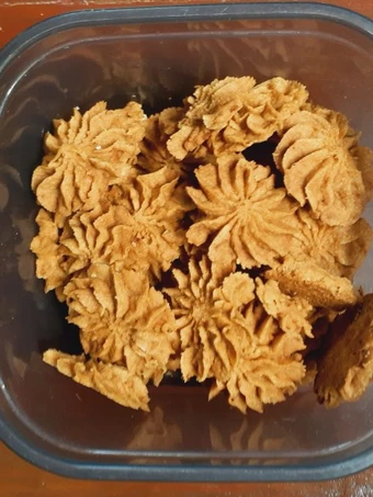 Cara Mudah Menyiapkan Resep Kue semprit gluten free (2) yang Lezat Sekali Anti Ribet, Menggugah Selera