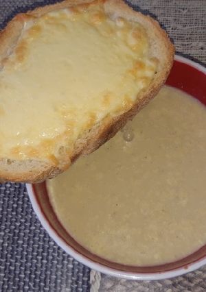 Fokhagyma krémleves recept fotója