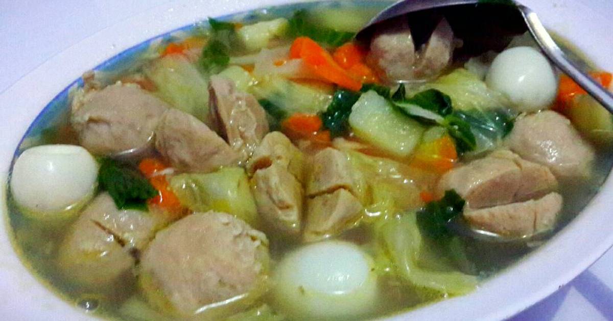 Resep Sup Ayam Bakso oleh Devi Albaiti Jannati - Cookpad