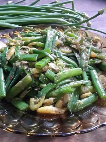 Langkah Gampang Membikin Resep 42. Tumis bunga bawang campur ebi yang Menggugah Selera Anti Ribet, Sempurna