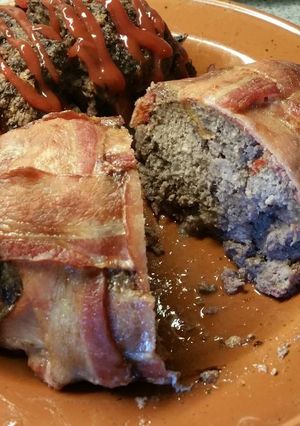 A picture of Bacon wrapped meatloaf.