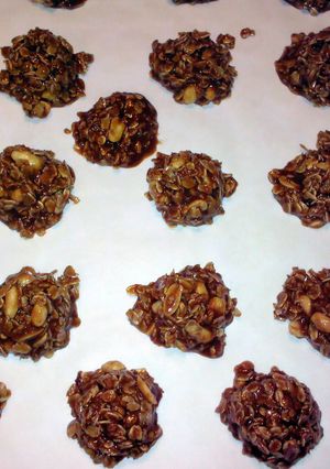 A picture of Brenda's Chocolate Peanut-butter No Bake Cookies.