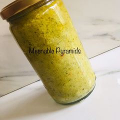 A picture of Ginger and garlic paste.