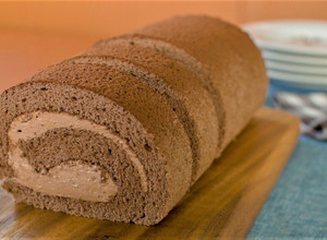 A picture of Cocoa Swiss Roll with Chocolate Cream.