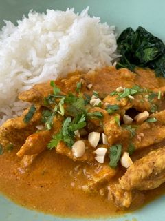 Una foto de Butter Chicken (Murgh Makhani) (मुर्ग मखनी)