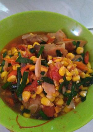 Foto resep Tumis Ikan Asap Jagung Manis