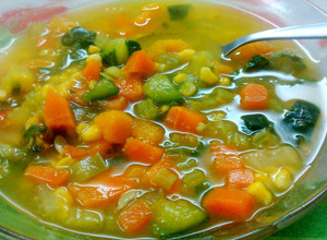Una foto de Sopa de verduras 