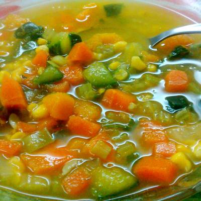 Calma autobús mudo Sopa de verduras Receta de Agus_tina- Cookpad