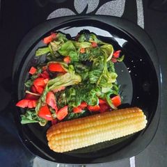A picture of Steamed Spinach and lettuce.