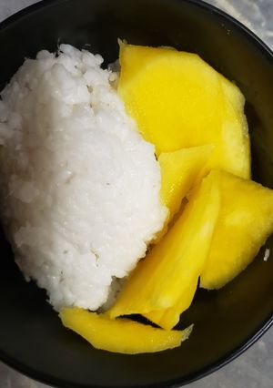 Una foto de Sticky Rice con Mango