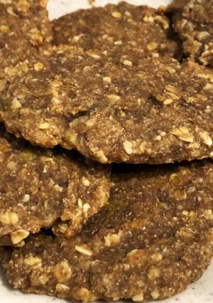 Una foto de Galletas integrales de avena, plátano y nueces