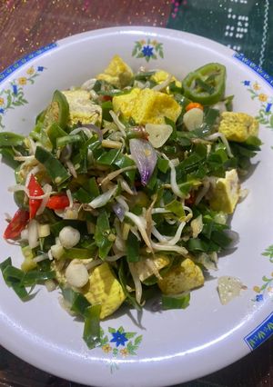 Foto resep Tumis Daun Kencur Cabe Gendot