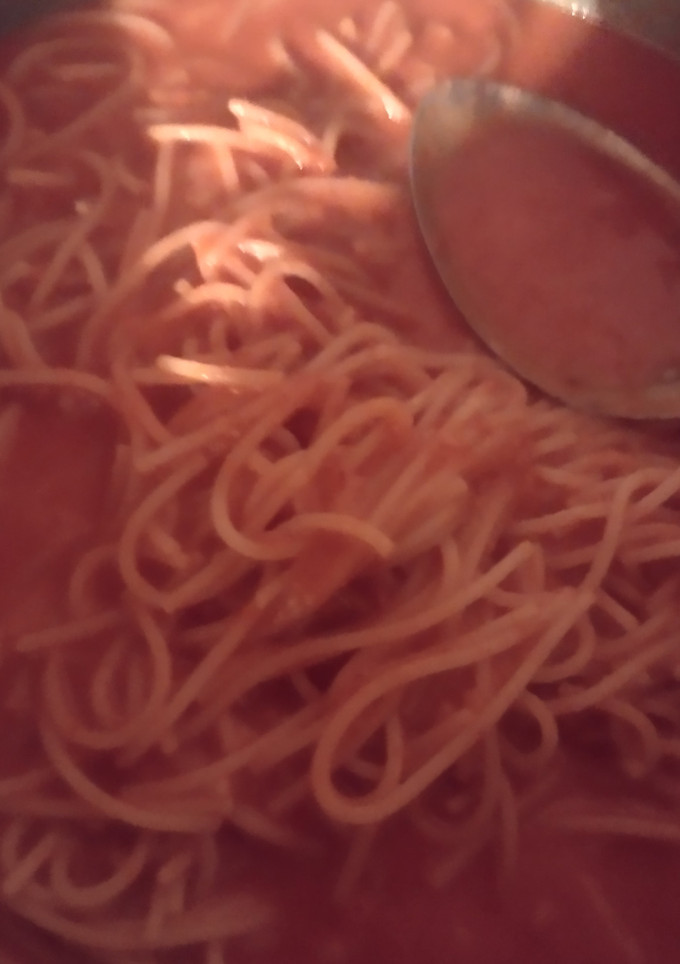 Una foto de Espagueti Rojo al Chipotle Al Estilo Barajitas muy rico 😍