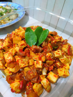 Foto resep Oseng Kikil & Putih Telur Pedas Manis