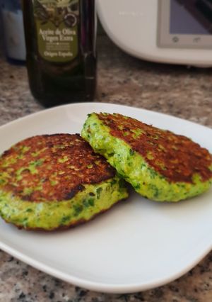 Foto principal de Hamburguesas de pavo/pollo y espinacas