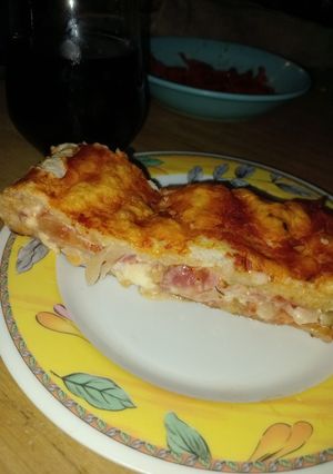 Una foto de Calzone para algunos, pizza rellena para otros