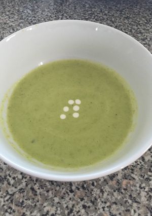 Una foto de Crema de calabacín baja en grasa