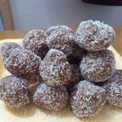 Una foto de 36. Trufas de quinoa en hojuelas