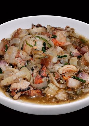 Hình của món SP.0136 - Tôm Sú & Heo Quay Xào Củ Hành Tây.
