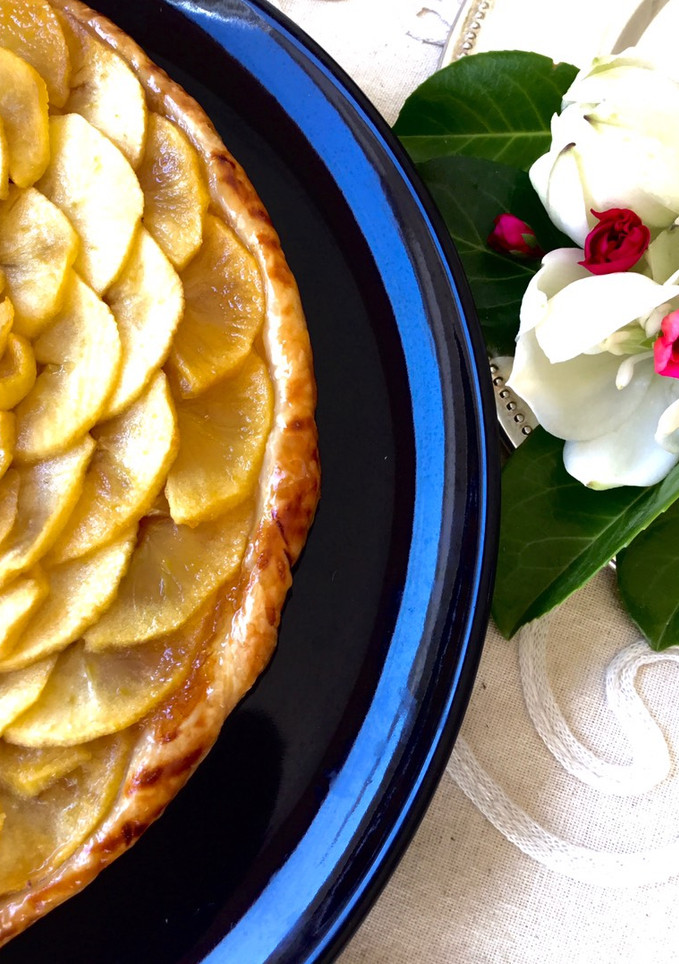 Una foto de Tarta de manzana y cabello de ángel
