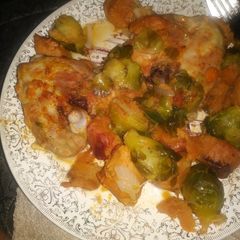 A picture of Chicken With Onion and Brussel Sprouts.