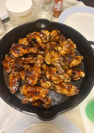 Foto di Alette di Pollo Buffalo Wings Style Doppia Cottura nel BBQ