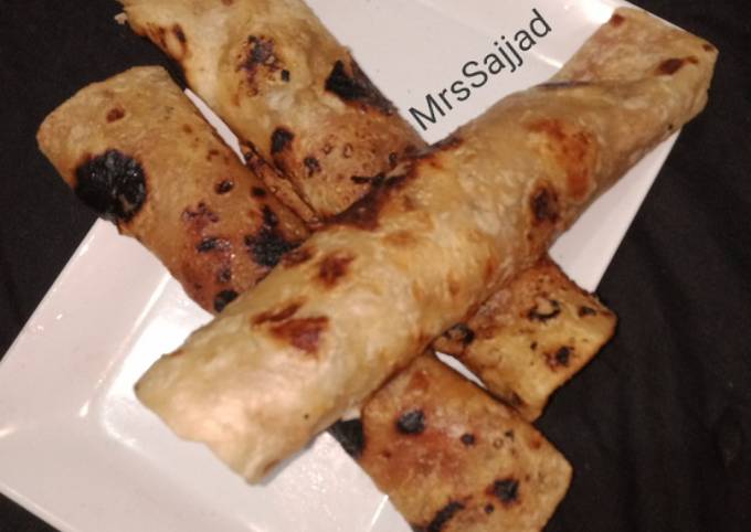 Shami paratha roll Recipe by Misses Sajjad Memon - Cookpad