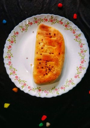 গার্লিক ব্রেড (garlic bread recipe in Bengali) রেসিপির প্রধান ছবি