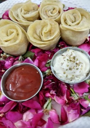 A picture of Suji rose momos.