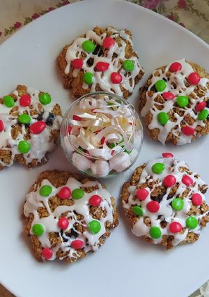 Una foto de Galletas de Avena, Canela y Jengibre  Saludables Navideñas