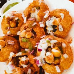 A picture of Goll Gappa Chat.
