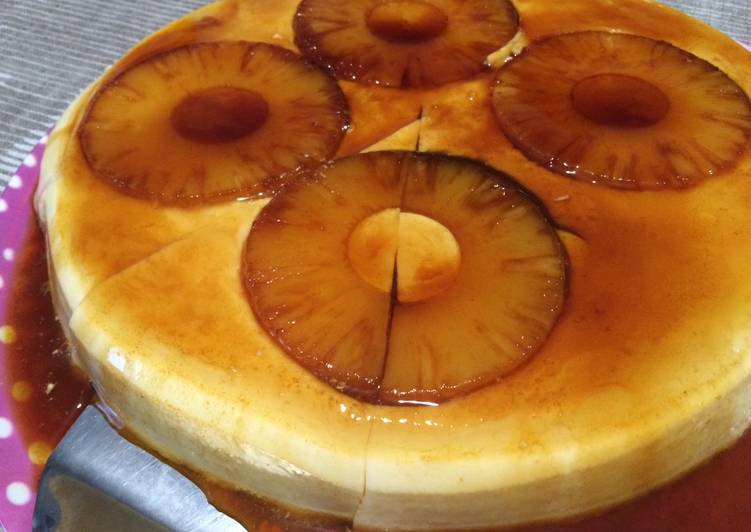 Tarta tatín de piña sin horno