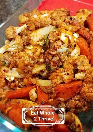 A picture of Spicy roasted cauliflower 韩式辣花菜.