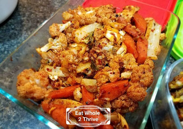 Recipe of Tasty Spicy roasted cauliflower 韩式辣花菜